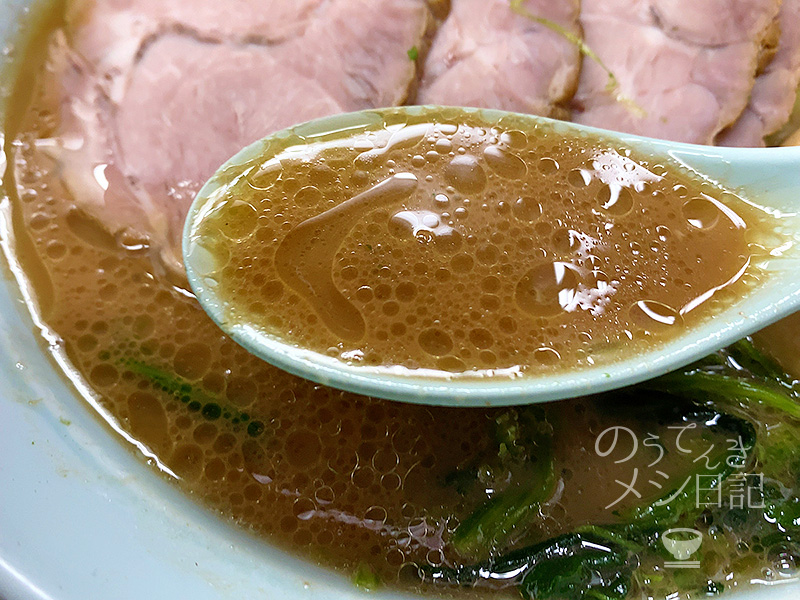武蔵家　豚骨醤油スープ